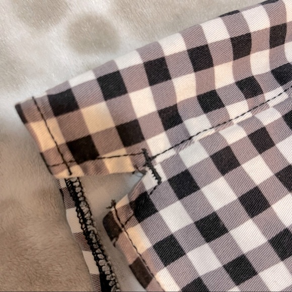 EXPRESS | Gingham High Rise Shortie Size 4 - Picture 8 of 8